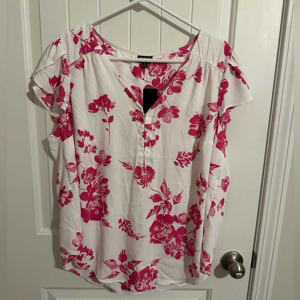 NWT Torrid Floral Pink and White Tulip Sleeve Blouse 1X